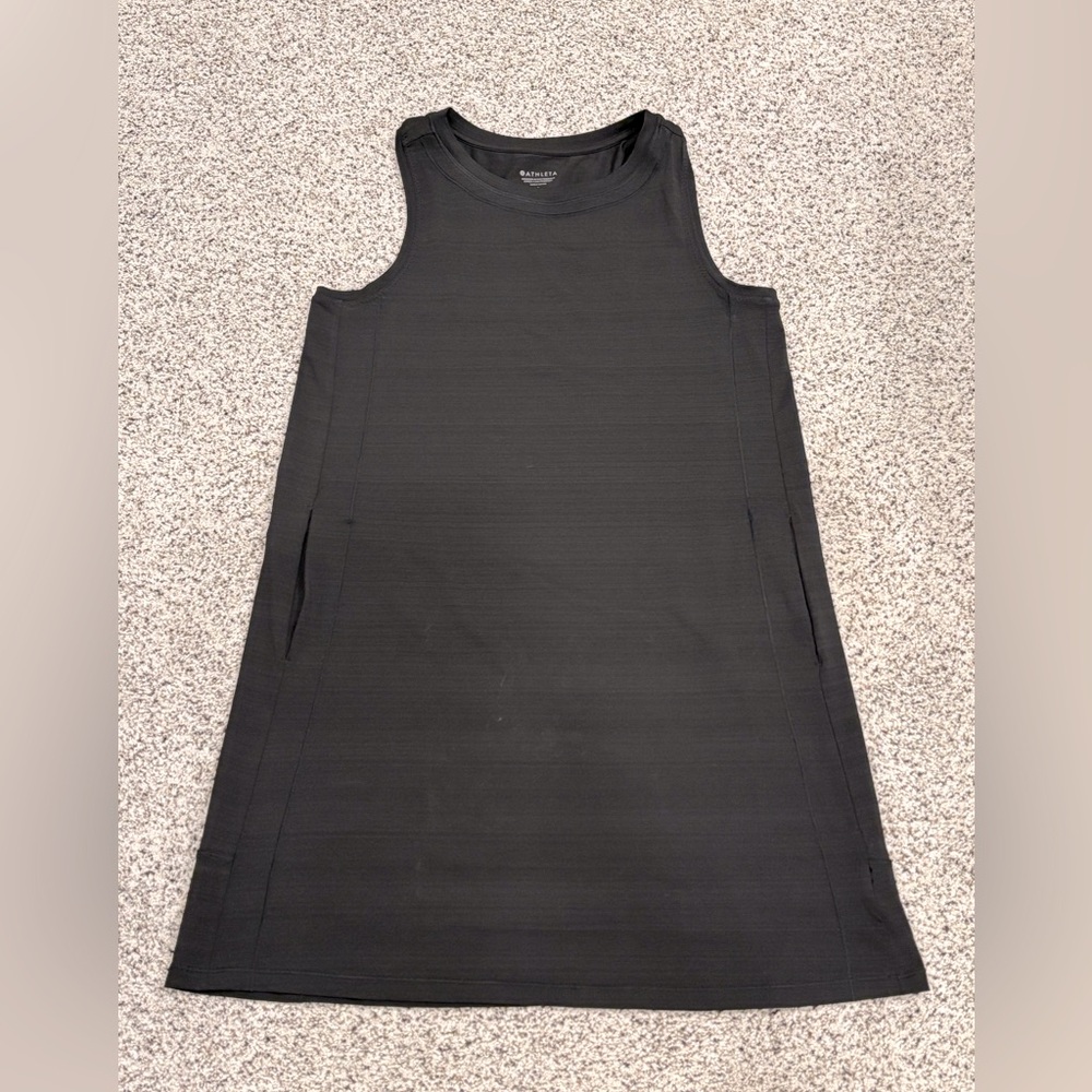 Athleta swim cover up with pockets, size small. Black
